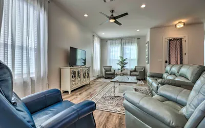 Photo 2 - Spacious Gulfport Home - Walk to Beach!