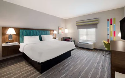 Photo 5 - Hampton Inn Concord