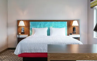 Photo 4 - Hampton Inn Concord