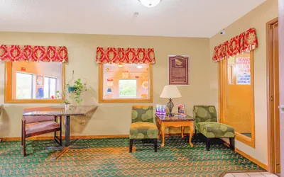 Photo 5 - Super Rest Inn