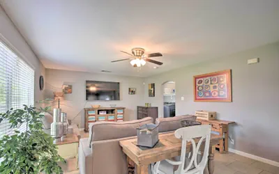 Photo 3 - Home w/ Game Room & Hot Tub, 1 Mi to Seaworld
