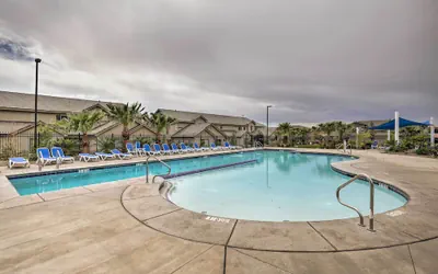 Photo 2 - Washington Townhome w/ Views & Pool Access!