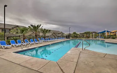 Photo 3 - Washington Townhome w/ Views & Pool Access!