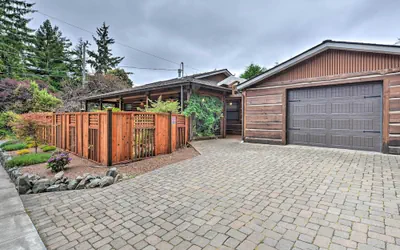 Photo 4 - Quiet & Cozy Eureka Home Near Sequoia Park & Zoo!