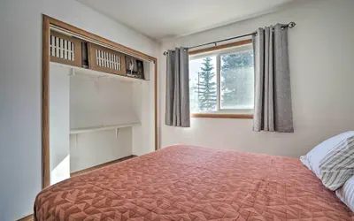 Photo 4 - Relaxing Anchorage Home ~ 1 Mi to Downtown!