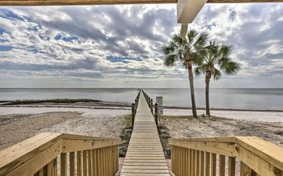 Photo 4 - Sunny Carabelle Outdoor Haven w/ Beach & Pier