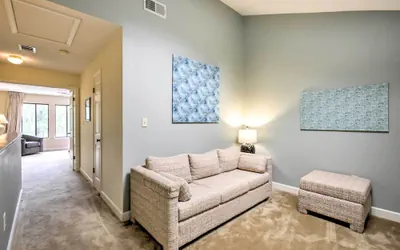 Photo 5 - Niceville Condo w/ Pool Access < 8 Mi to Destin!