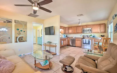 Photo 3 - Pet-friendly Dunedin Townhome w/ Private Yard