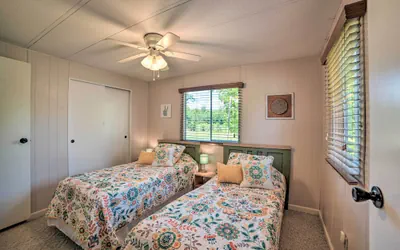 Photo 4 - Murray Getaway w/ Deck: Near Fishing & Boating!