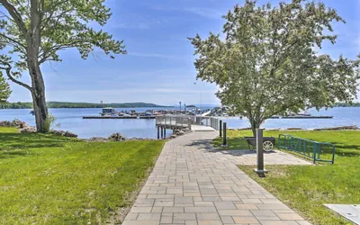Photo 2 - 'captain's Quarters' at St Albans Bay Marina