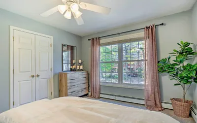 Photo 3 - Inviting Hewitt Home Near Hiking & Skiing!