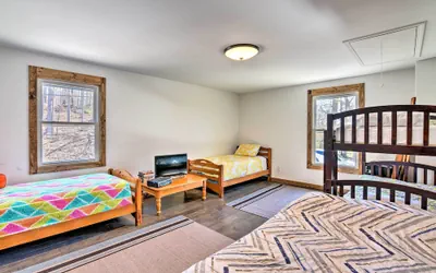 Photo 4 - Pet-friendly Fair Play Getaway w/ Boat Dock!