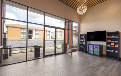 Photo 5 - Ramada by Wyndham Studio Suites Dothan