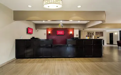 Photo 3 - Red Roof Inn Painted Post