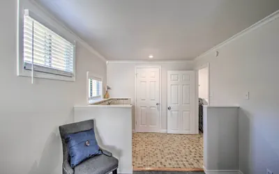 Photo 4 - Convenient Burien Getaway: 12 Mi to Dtwn Sea!