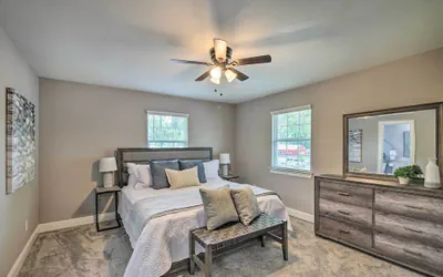 Photo 3 - Spacious Houston Family Home With Game Room!