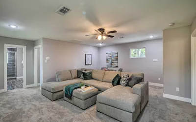 Photo 4 - Spacious Houston Family Home With Game Room!
