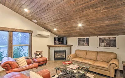 Photo 3 - Homey Cle Elum Lake Apt w/ Shared Hot Tub & Views!