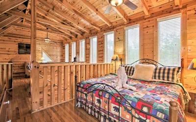 Photo 4 - Pigeon Forge Cabin w/ Hot Tub: 2 Mi to the Strip
