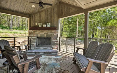 Photo 5 - Branson Tiny Home on 52 Acres w/ Private Lake!