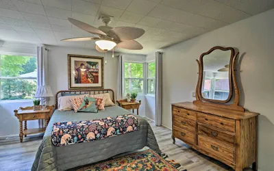 Photo 2 - Modern Dog-friendly Bungalow: Near Shanty Creek!