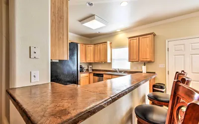 Photo 3 - Waterfront Corpus Christi Townhome w/ Pool & Dock!