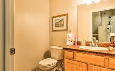 Photo 2 - Waterfront Corpus Christi Townhome w/ Pool & Dock!