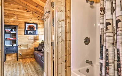 Photo 3 - Smoky Mountain Family Cabin w/ Deck, Grill & Views