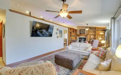 Photo 3 - Hot Springs Village Escape w/ Deck < 1 Mi to Lake!