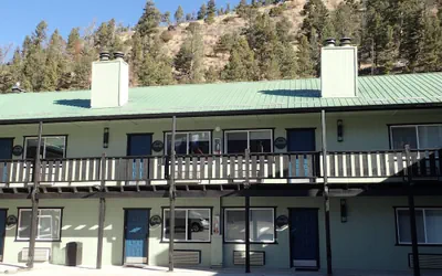 Photo 2 - Ponderosa Lodge, an Ascend Collection Hotel