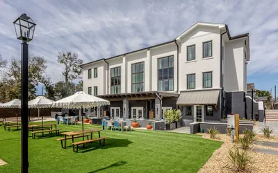 Photo 2 - Lily Hall- A Boutique Hotel