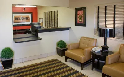 Photo 3 - Mainstay Suites Knoxville - Cedar Bluff