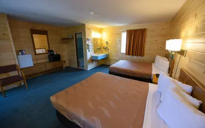 Photo 5 - Blue Water Beachfront Hotel & Waterpark