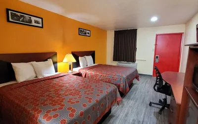 Photo 5 - La Vista Motel