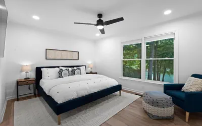 Photo 4 - Queens Cove
