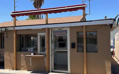 Photo 3 - Border Motel