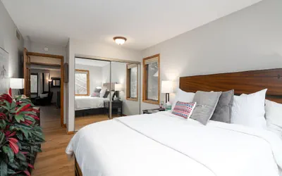 Photo 4 - Creekside Lodge