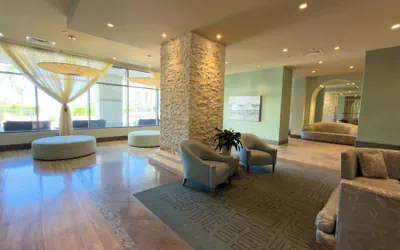 Photo 4 - Luxury 17th Floor Beachfront - Stunning Views