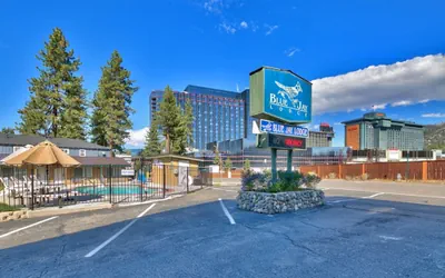 Photo 2 - Blue Jay Lodge