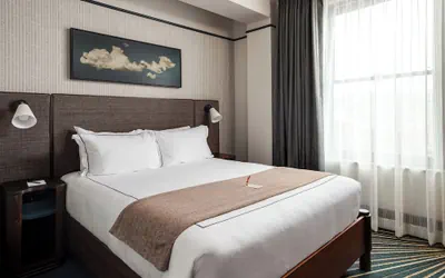 Photo 3 - The Flat Iron Hotel