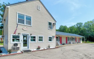 Photo 3 - The Villager Motel