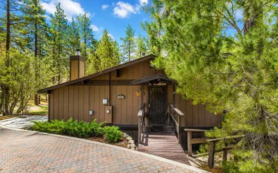 Moonridge Manor