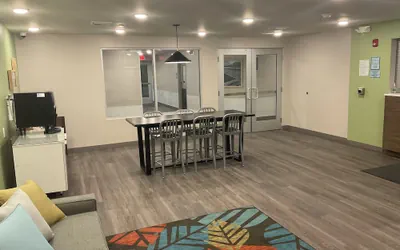 Photo 3 - Woodspring Suites East Lansing - University Area