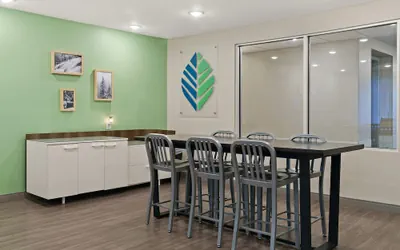 Photo 5 - Woodspring Suites East Lansing - University Area