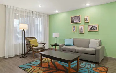 Photo 5 - Woodspring Suites East Lansing - University Area