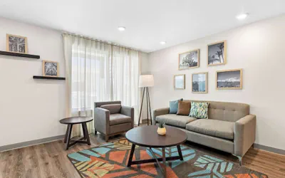 Photo 3 - Woodspring Suites Indio - Coachella Valley