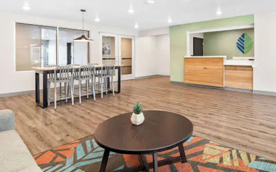 Photo 5 - Woodspring Suites Indio - Coachella Valley