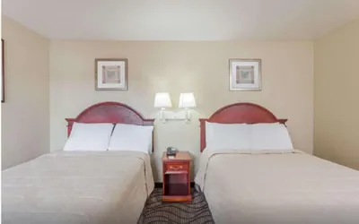 Photo 3 - Tri City Inn