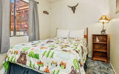 Photo 3 - Bear Creek Inn