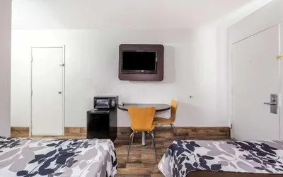 Photo 4 - Motel 6 – Pecos, TX